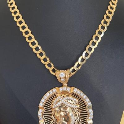 10 k Gold and dimonds chain and pendant 20 in