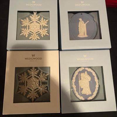 Waterford, Wedgewood, Hummel & More Christmas Ornaments (BDF-MG)