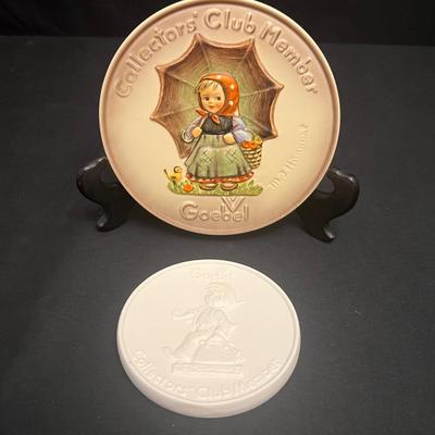 Collector’s Hummel Plates, Bells & Books (DR-RG)