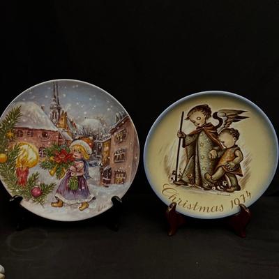Holiday Hummel Figurines, Plates & Bells (DR-RG)