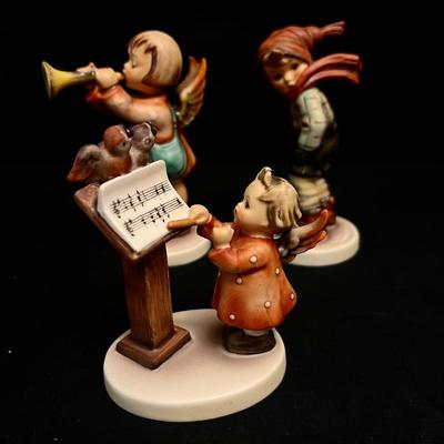 Holiday Hummel Figurines, Plates & Bells (DR-RG)
