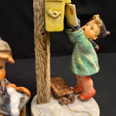 Holiday Hummel Figurines, Plates & Bells (DR-RG)