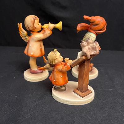 Holiday Hummel Figurines, Plates & Bells (DR-RG)