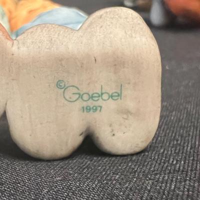 Holiday Hummel Figurines, Plates & Bells (DR-RG)