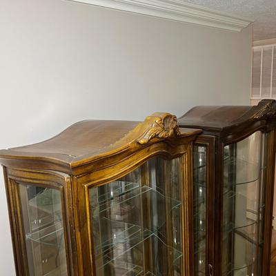 Curved Glass Curio Cabinets (DR-RG)