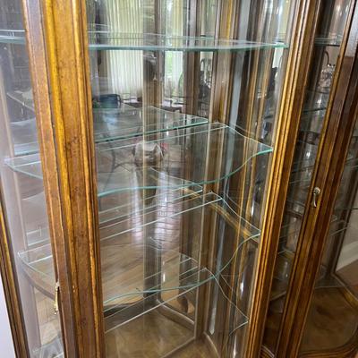 Curved Glass Curio Cabinets (DR-RG)