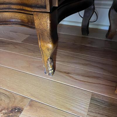 Curved Glass Curio Cabinets (DR-RG)