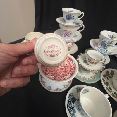 Wedgwood, Lenox, Royal Albert & Many More - Teacups DR-RG)