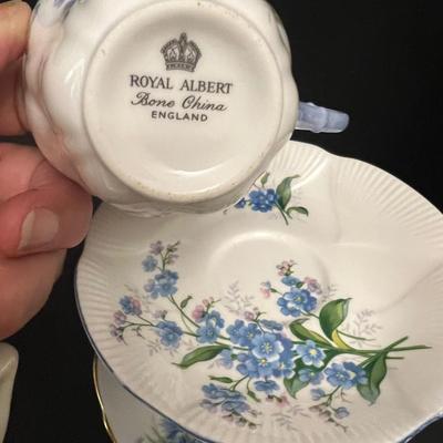 Wedgwood, Lenox, Royal Albert & Many More - Teacups DR-RG)