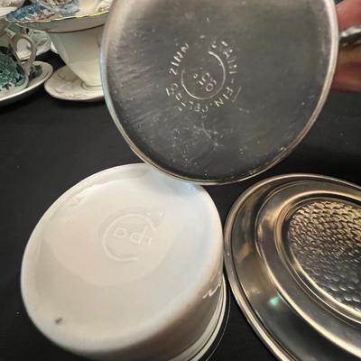 Wedgwood, Lenox, Royal Albert & Many More - Teacups DR-RG)