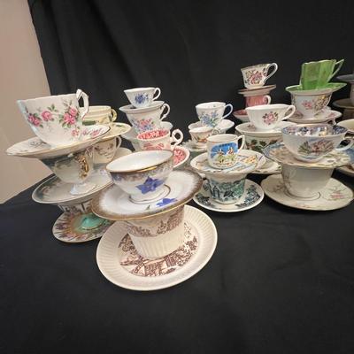 Wedgwood, Lenox, Royal Albert & Many More - Teacups DR-RG)