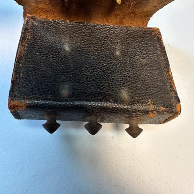 Ecuadorian Cartridge Box. (See description)