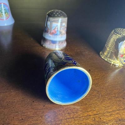 Large Thimble Collection Inc. Wedgwood & More (DR-RG)