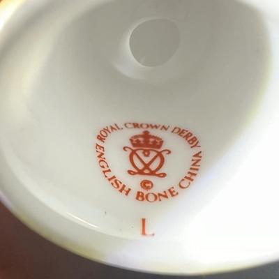 Large Thimble Collection Inc. Wedgwood & More (DR-RG)