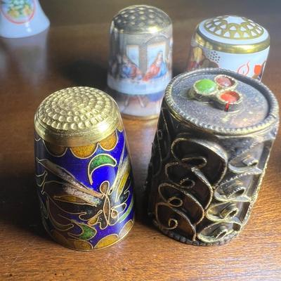 Large Thimble Collection Inc. Wedgwood & More (DR-RG)