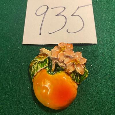 Resin Peach Brooch
