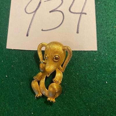 Vintage Elephant Brooch