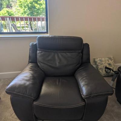 Natuzzi editions Leather Sofa & oversize electric recliners