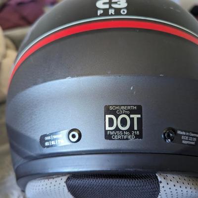 Schuberth C3 PRO riding helmet DOT approved XL 7 5/8" Full Face helmet