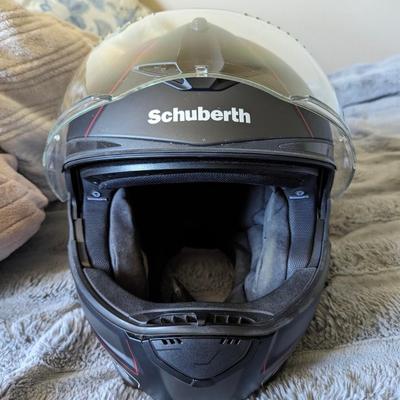 Schuberth C3 PRO riding helmet DOT approved XL 7 5/8" Full Face helmet