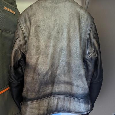 Fox Creek US made Men's Leather Jacket size 48 - XL riding jacket. Distressed leather