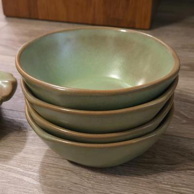 Frankoma Soup Tureen & 4 Bowls
