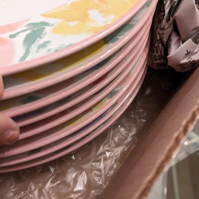 Set of 8 ea. Newcor Monet's Garden 6117 Dining & Dessert 7 3/4" Stoneware Pltes