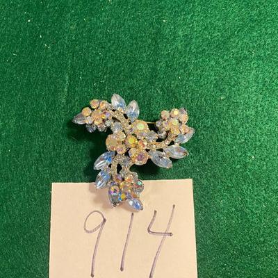Brooch