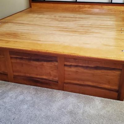 Master wood craftsman STANDARD King size Chinese lattice headboard and storage platform - Custom made