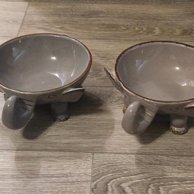 (2) World Market Elephant Bowls