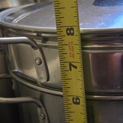 (2) Pots & 1 Skillet all with Lids