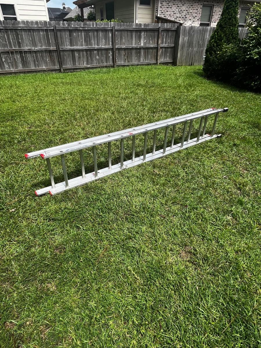 WERNER ~ 16 Ft. Extension Ladder | EstateSales.org