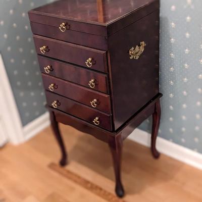 MAHOGANY QUEEN ANNE SILVER WARE CHEST