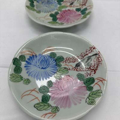 Pair of Japanese vintage Plate