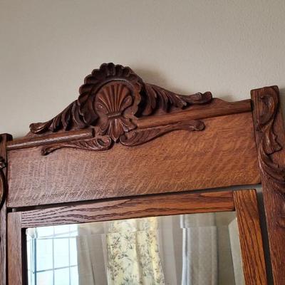 Mirror, no other components or dresser.