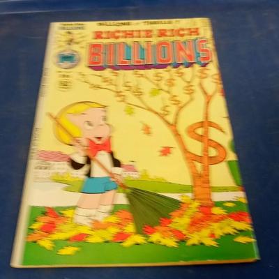 LOT 103 OLD RICHIERICH COMIC BOOK