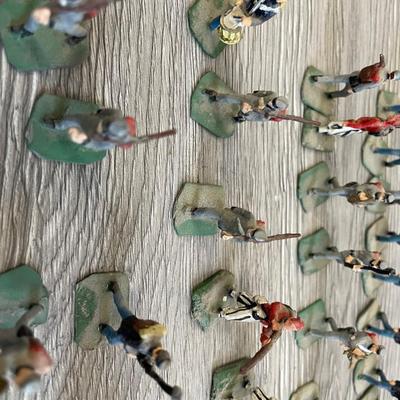 Collection Vintage WW1/WWII Toy soldiers