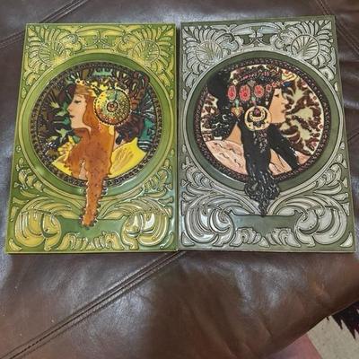 Indian Accent Plaques Ceramic Glossy greatluster eye appeal lot of (2)
