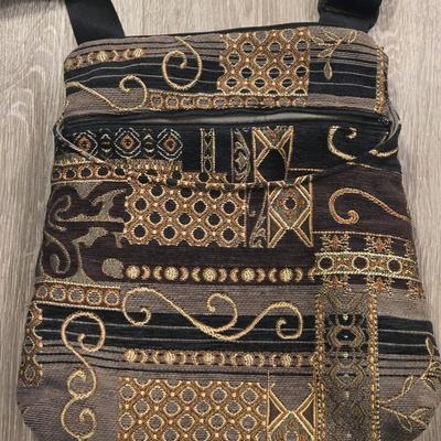 Multi Pocket Cross Body Purse
