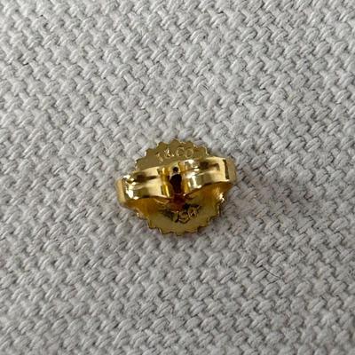 Eight Pairs of Pierced Earrings and Unique 925/750 Hinge Ring (BBC-BB)