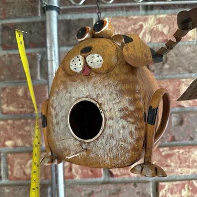 Pet Hound dawg bird feeder