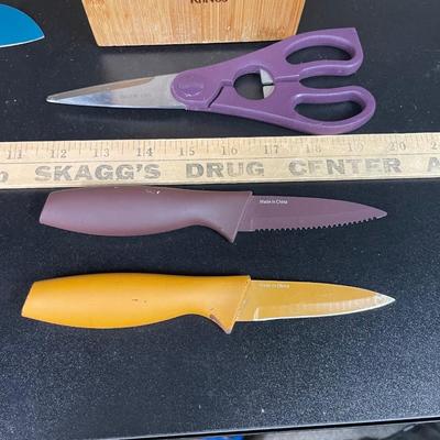 Knife Block with Knives and Scissors