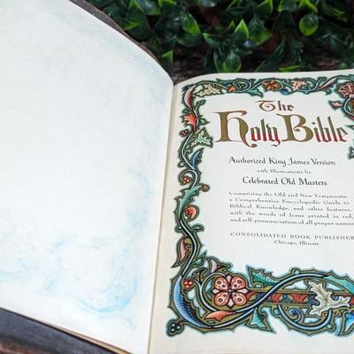 Vintage 1950 The Holy Bible Kings James Version with Illustrations by Celebrated Old Masters