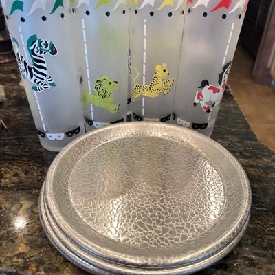 Carousel Glasses & plates