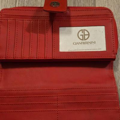 (2) Wallets