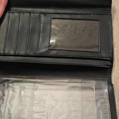 (2) Wallets