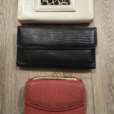 Buxton Leather Wallets