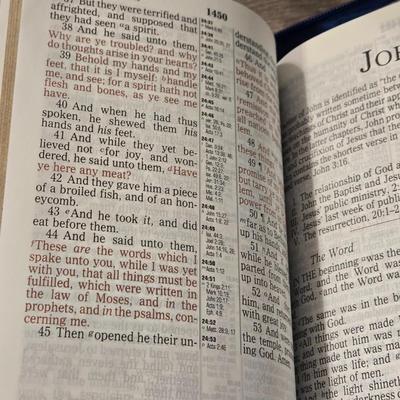 Holy Bible - King James Version with Carrying Case