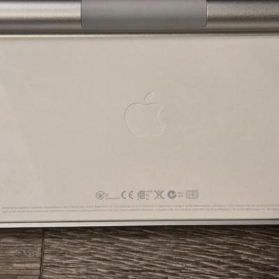 Apple Keyboard