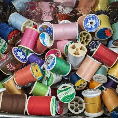 Lot of Vintage Spools of Thread 50+ in Large Tin